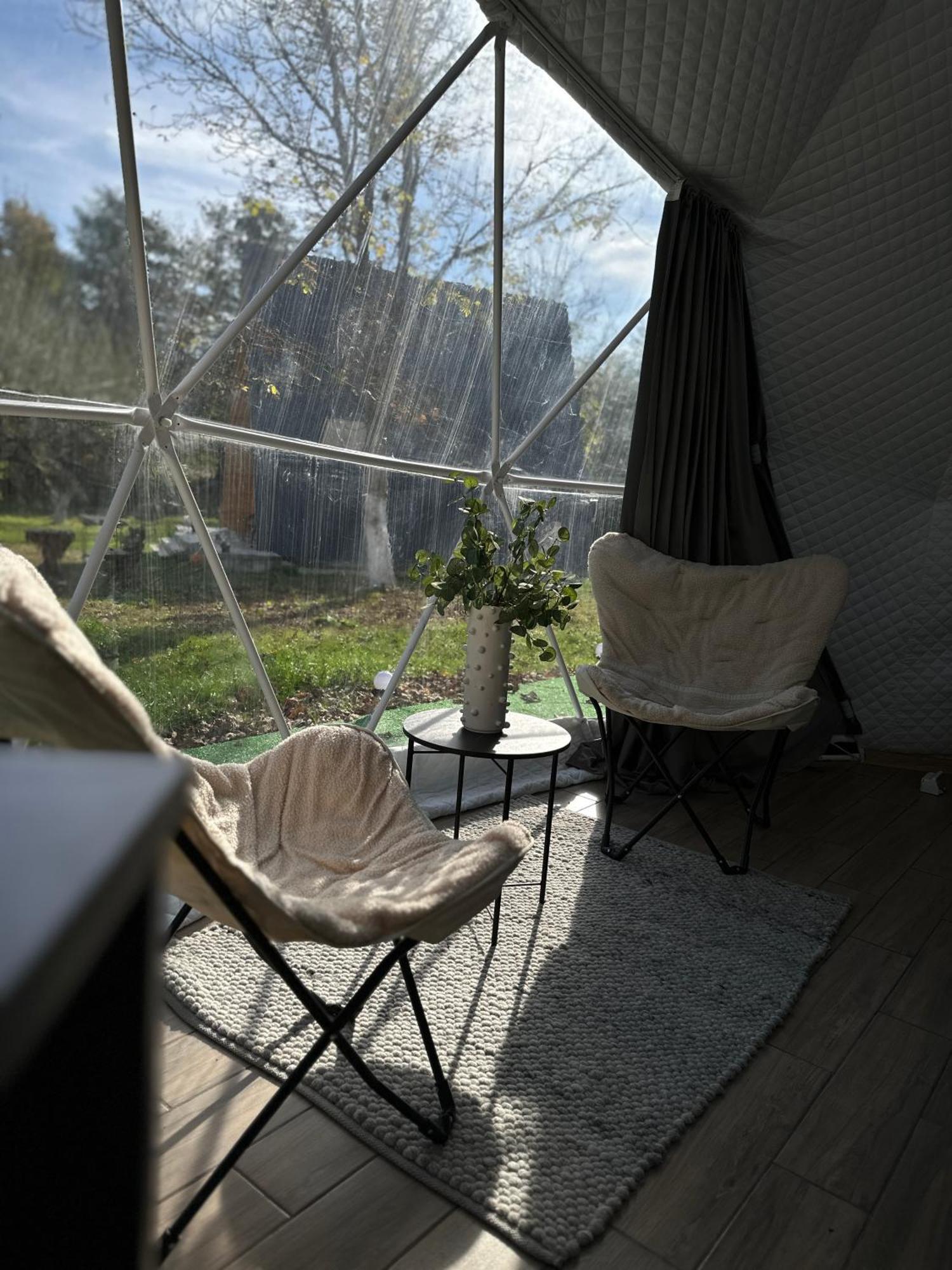 Hotel The Frog Glamping Horezu Exterior foto
