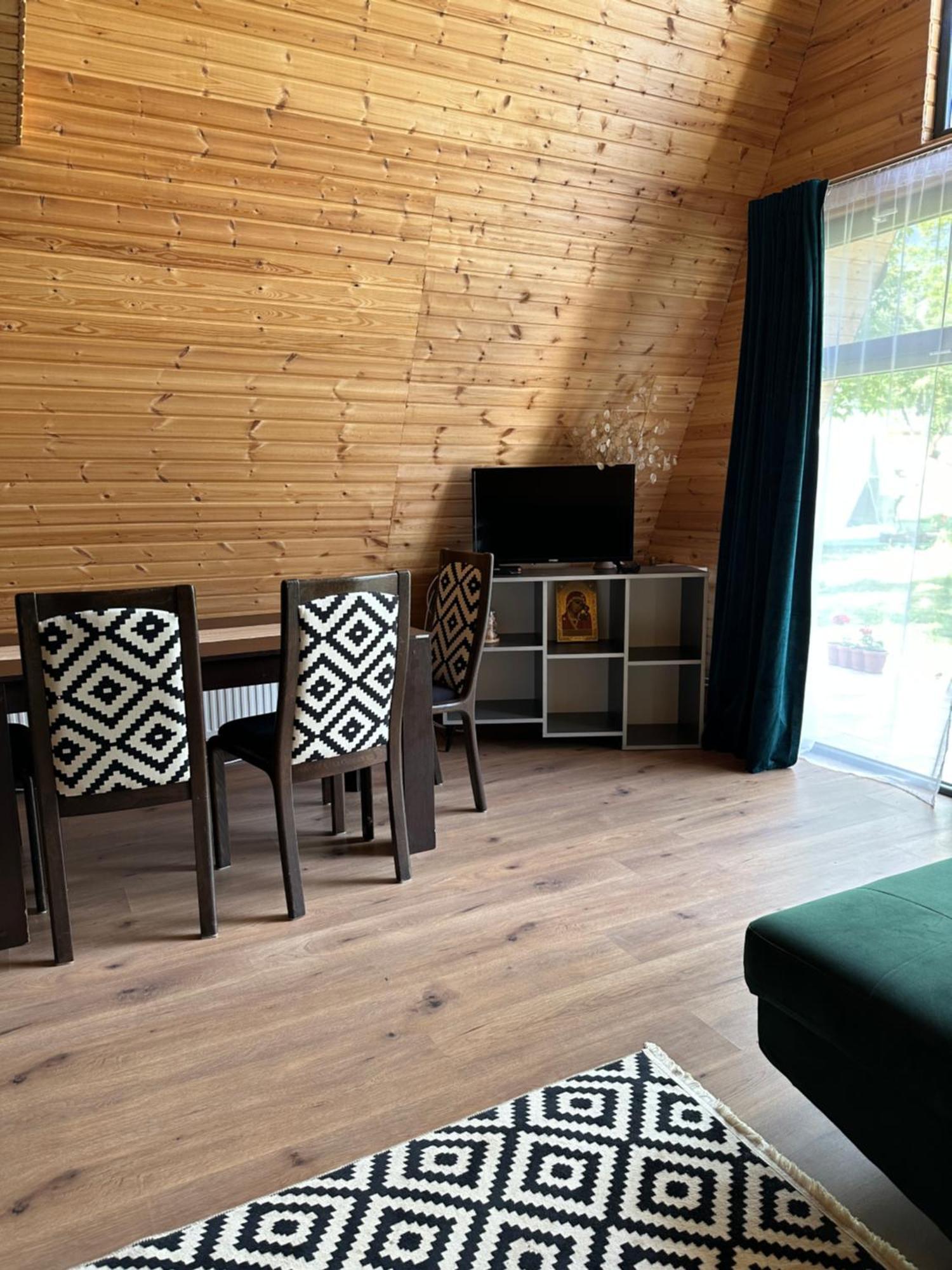 Hotel The Frog Glamping Horezu Exterior foto