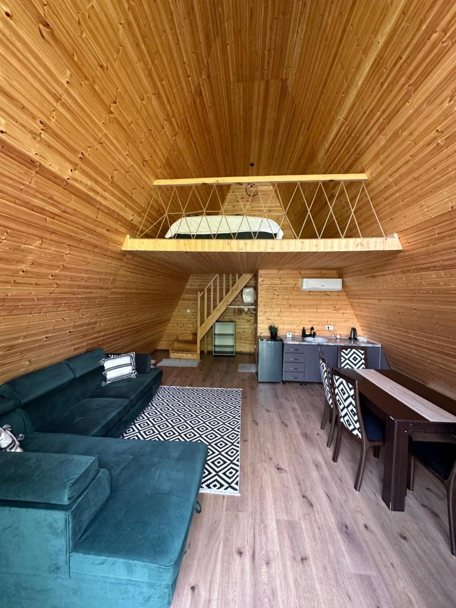 Hotel The Frog Glamping Horezu Exterior foto