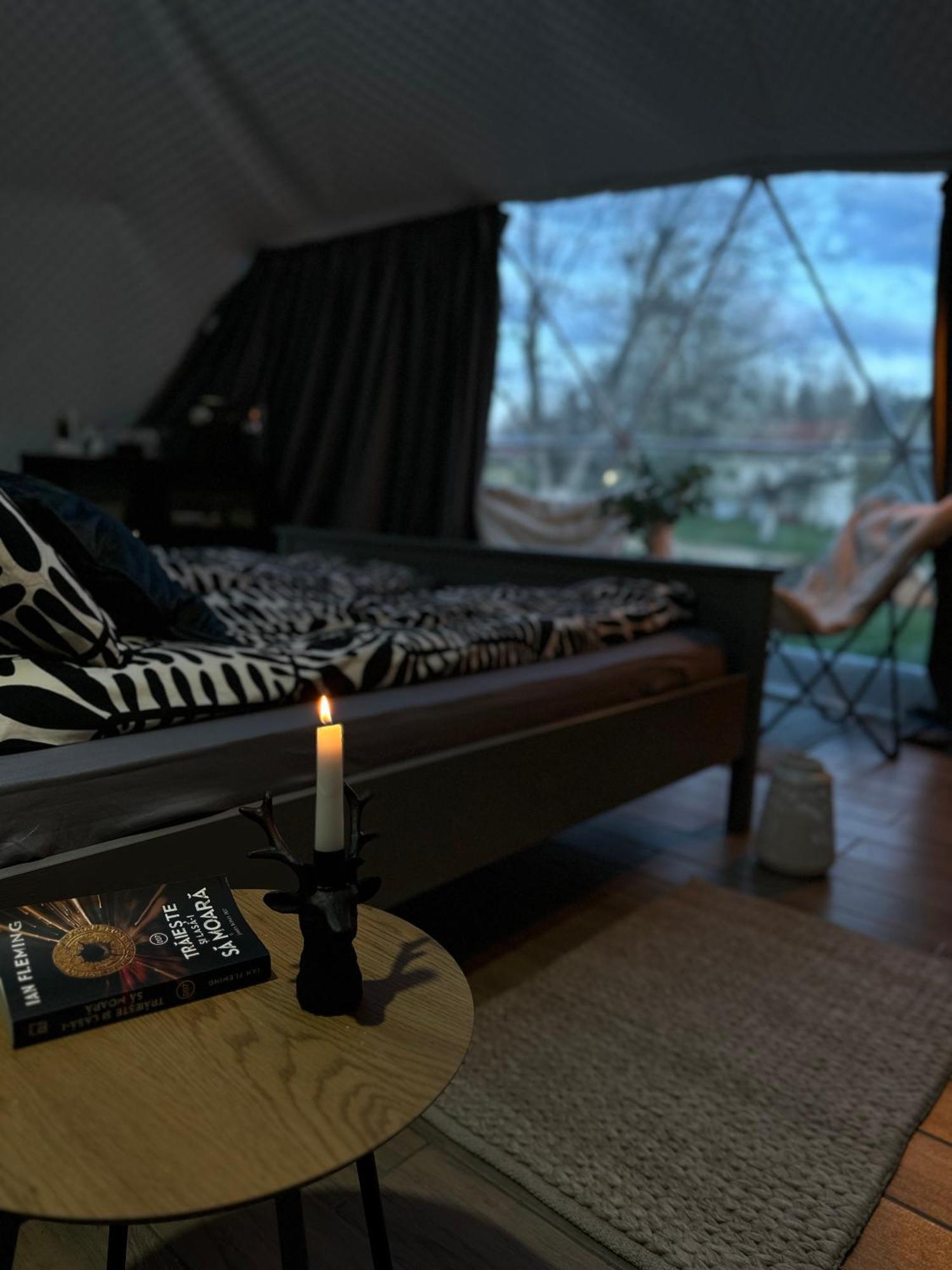Hotel The Frog Glamping Horezu Exterior foto